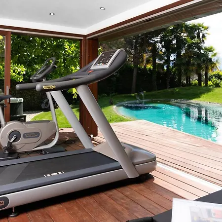 Rotana Garden House With Private Pool - Swiss Montreux