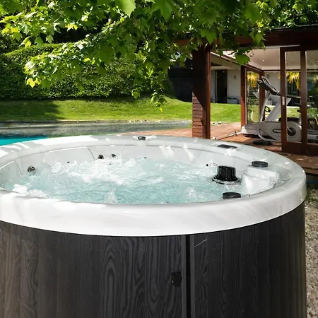 Rotana Garden House With Private Pool - Swiss