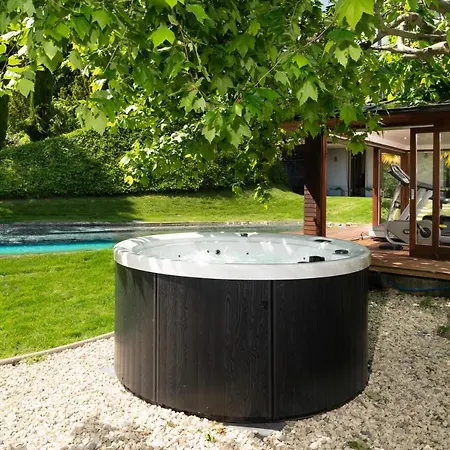 Βίλα Rotana Garden House With Private Pool - Swiss *